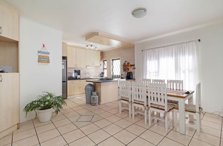 2 Bedroom Property for Sale in Parklands Western Cape